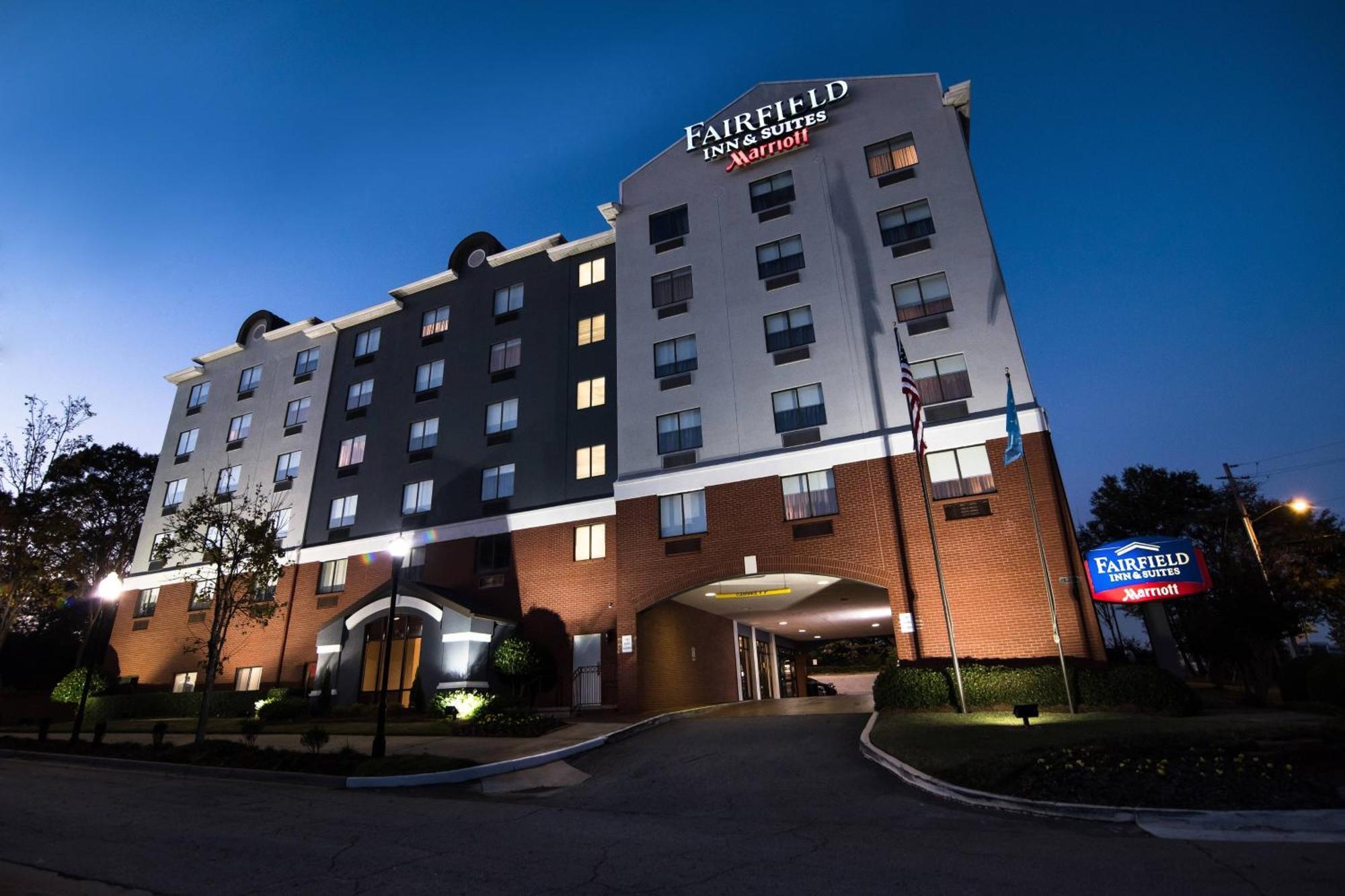 Fairfield Inn & Suites Atlanta Airport North Exteriör bild